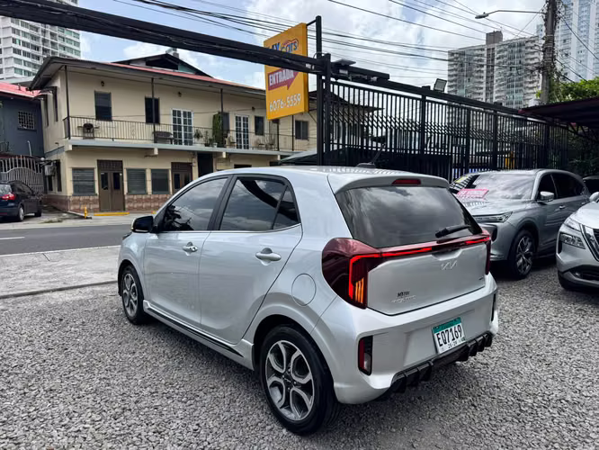 KIA PICANTO 2025 XLINE FULL EXTRAS - Imagen 5