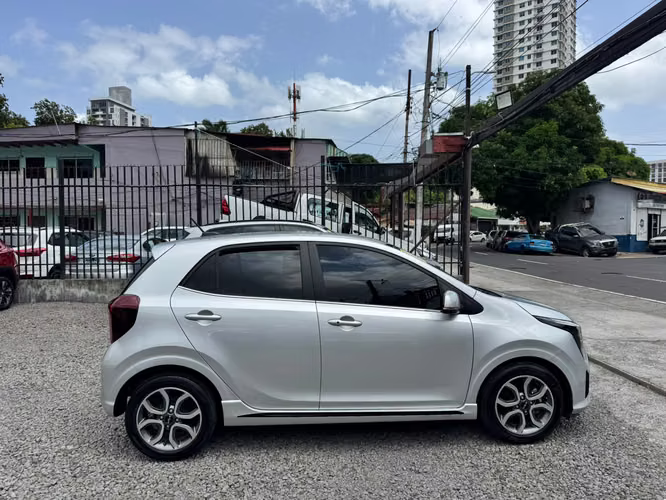 KIA PICANTO 2025 XLINE FULL EXTRAS - Imagen 7