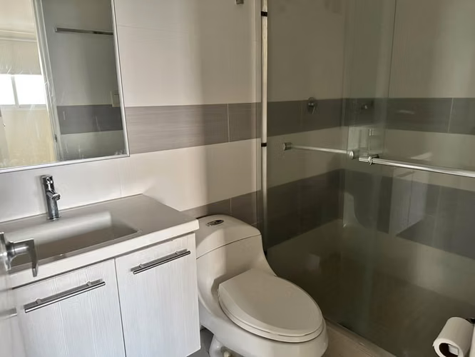 SE VENDE APARTAMENTO EN PH TORRES DE VERSALLES II