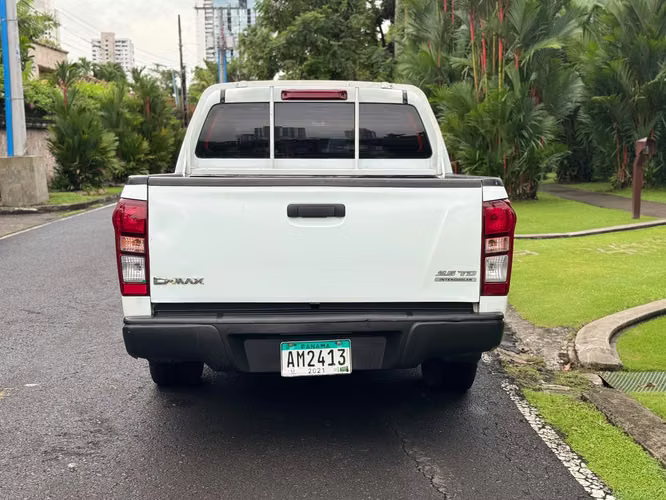 Isuzu D-Max Año 2015  4x2 (Manual) Turbo diesel *  - Imagen 13