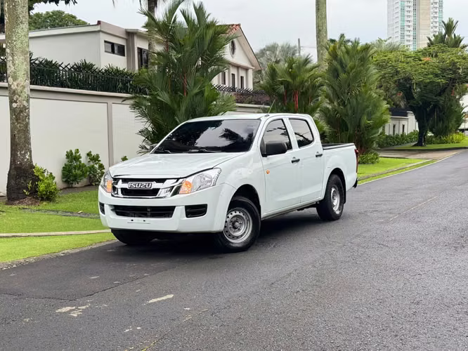 Isuzu D-Max Año 2015  4x2 (Manual) Turbo diesel *  - Imagen 11