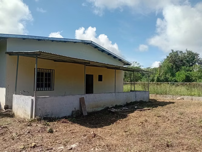 En venta Local Comercial mas Terreno
