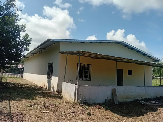 En venta Local Comercial mas Terreno