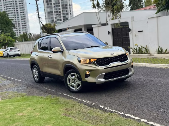 Kia Sonet Año 2022 ~ Versión Semi Full, Automática   