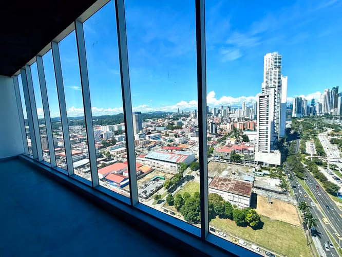 EXCLUSIVE OFFICE FOR SALE | AVE BALBOA – CINTA COSTERA | $199,000