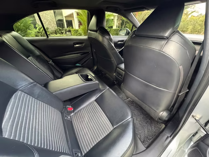 Toyota Corolla SE Año 2020 ~ Versión Full Extras    - Imagen 14