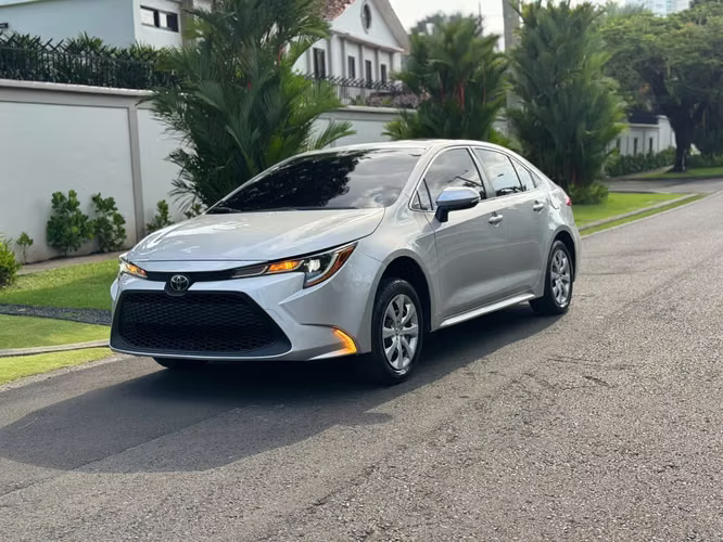 Toyota Corolla SE Año 2020 ~ Versión Full Extras    - Imagen 8