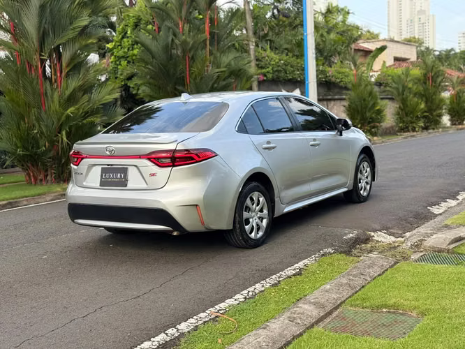 Toyota Corolla SE Año 2020 ~ Versión Full Extras    - Imagen 12