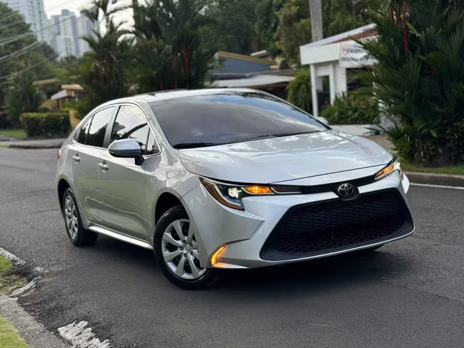 Toyota Corolla SE Año 2020 ~ Versión Full Extras    - Imagen 5