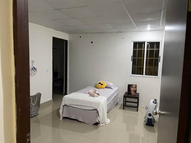 Apartamento Planta baja  pasos de Universidades UIP-LATINA-ISAE - Imagen 5