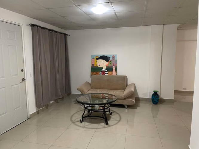 Apartamento Planta baja  pasos de Universidades UIP-LATINA-ISAE - Imagen 7