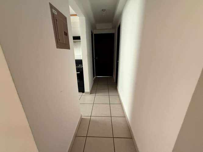 ALQUILER DE APARTAMENTO SEMI-AMOBLADO EN PH PARQUE LEFEVRE 75 - AF