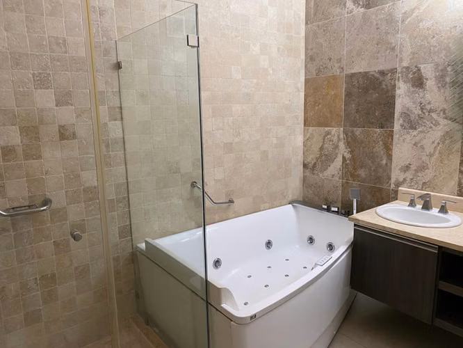 Alquiler – Exclusivo Apartamento en PH Rivage Tower