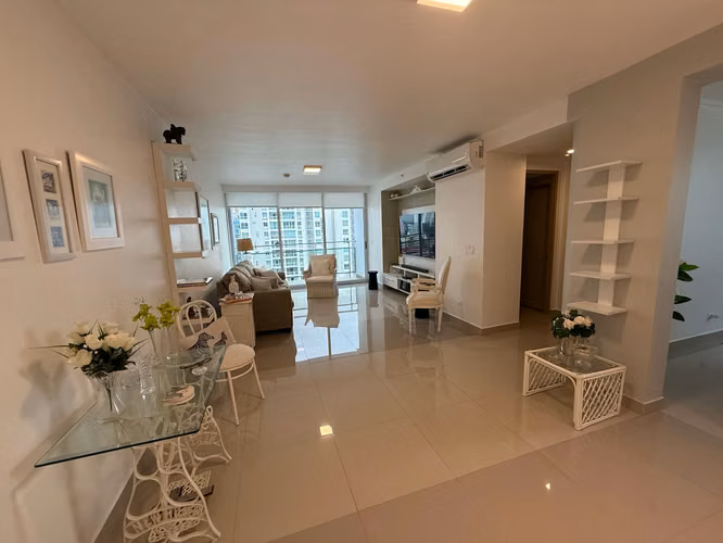Hermoso apartamento PH Zaphiro - Imagen 2