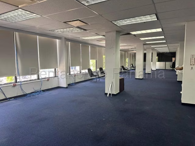 Alquiler de oficinas en Obarrio - Imagen 8