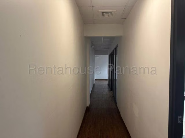 Alquiler de oficinas en Obarrio - Imagen 9