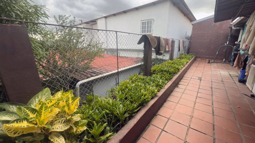 Residencial Colonia Las Lomas Villa Lucre frente al metro