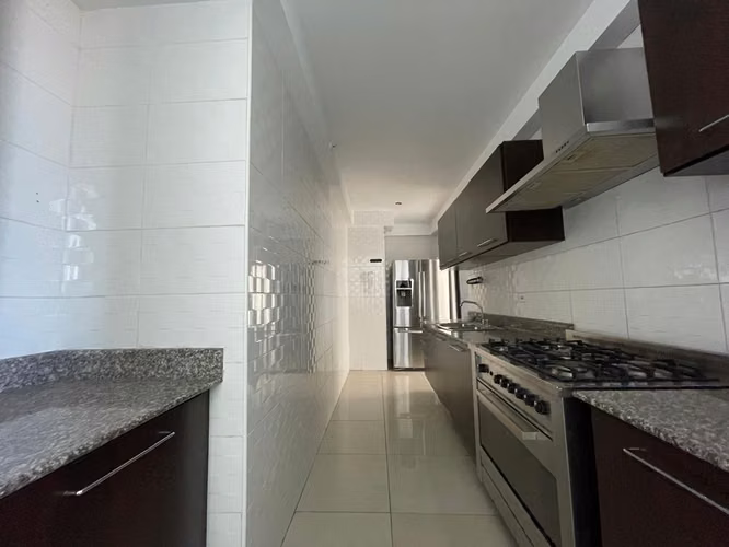Bella Vista: 180 m², 3 recámaras, balcón y 2 parqueos - Imagen 8