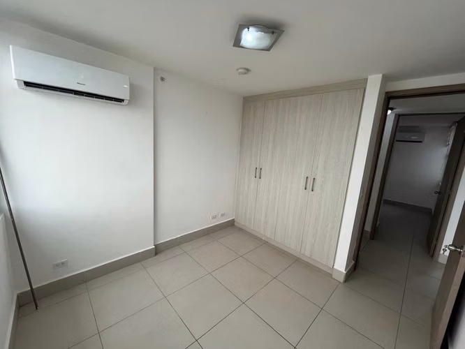 Se Vende Apartamento en Av. Ricardo J. Alfaro - Betania. - Imagen 11