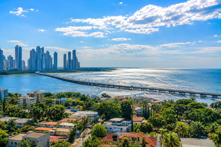 Apartamento en Coco del Mar I 2 Rec I Amoblado I Con balcón y vista al mar - Imagen 2