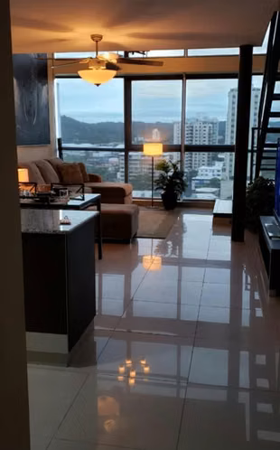 Alquiler Apartamento Tipo Loft, Amoblado en El Cangrejo - Imagen 7