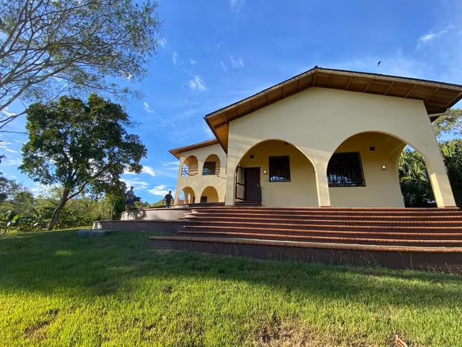 Hermosa Casa en Venta- Sona, Panama - Imagen 8