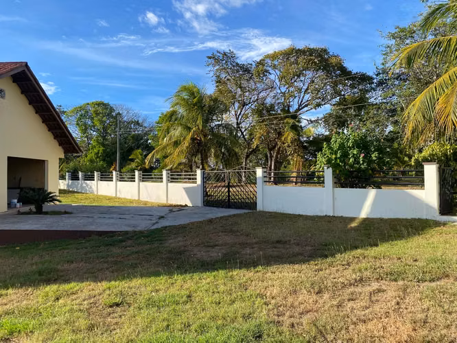 Hermosa Casa en Venta- Sona, Panama - Imagen 15