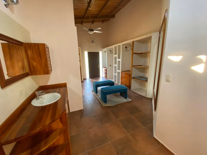 Hermosa Casa en Venta- Sona, Panama - Imagen 7