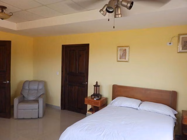 VENTA DE CASA EN CHITRÉ DDB25-409