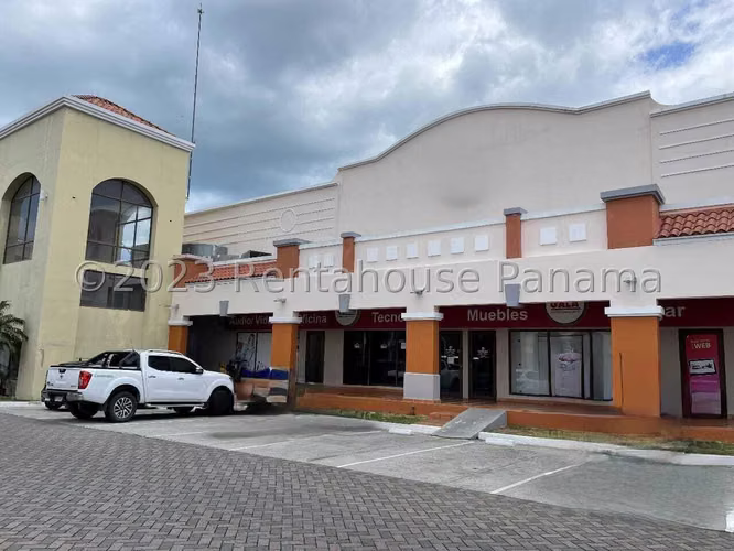 VENTA DE LOCAL EN CHORRERA DDB23-9978