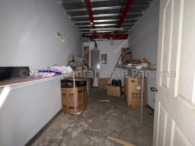VENTA DE LOCAL EN CHORRERA DDB23-9978