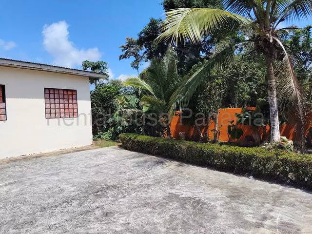 Alquiler de amplia casa la Chorrera, Panamá 26GC9043