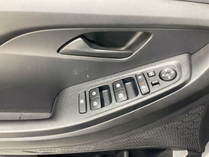 HYUNDAI CRETA - 2026 - HCXX - Automarket - Imagen 4