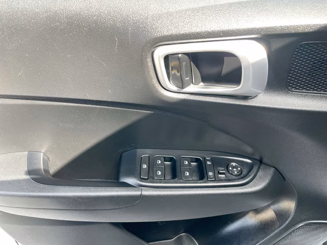 HYUNDAI VENUE - 2026 - VEN - Automarket - Imagen 4