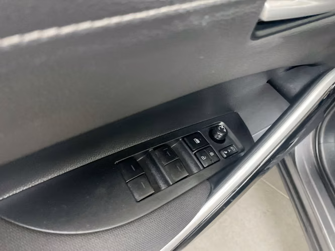 TOYOTA COROLLA CROSS - 2026 - TCCZ - Automarket - Imagen 4