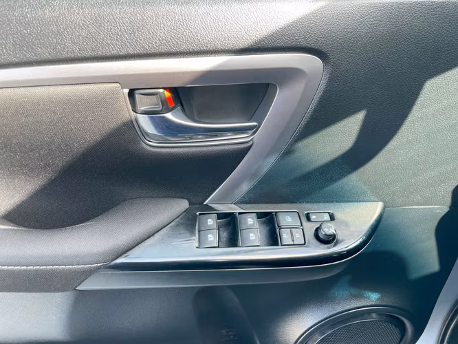 TOYOTA FORTUNER - 2025 - TFXX - Automarket - Imagen 4