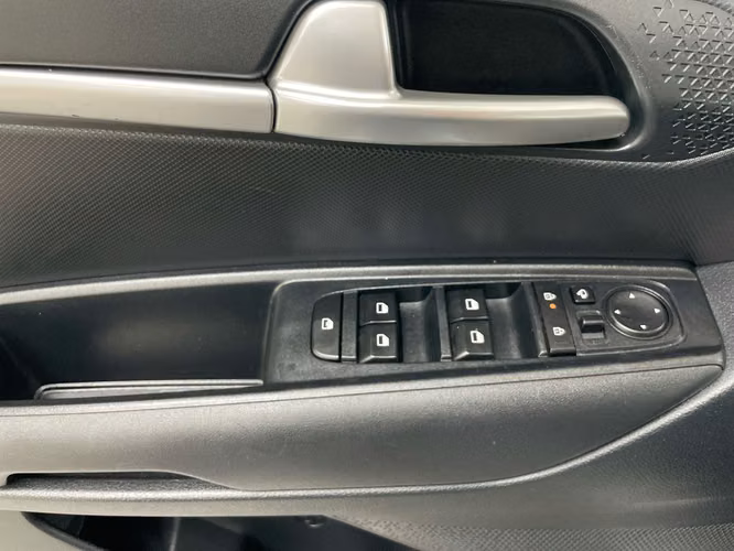 KIA SONET - 2026 - SONX - Automarket - Imagen 4