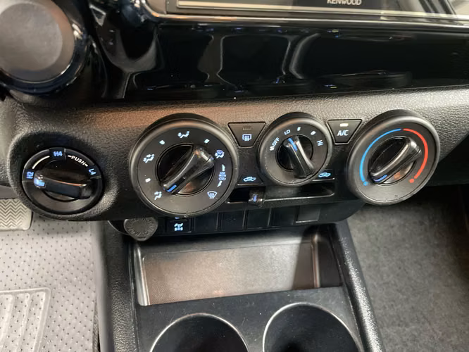 TOYOTA HILUX - 2026 - PPHA - Automarket - Imagen 9