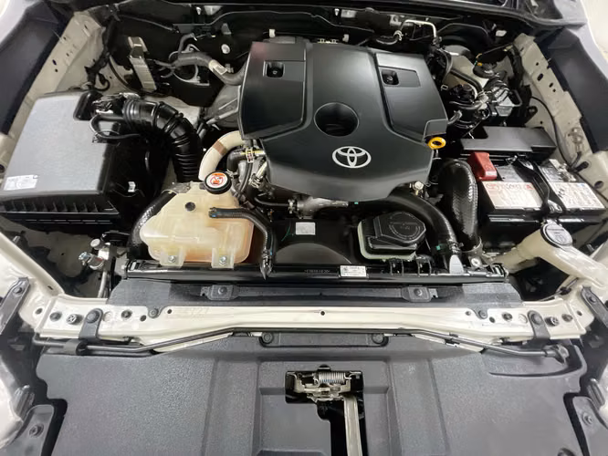 TOYOTA HILUX - 2025 - PPHX - Automarket - Imagen 3