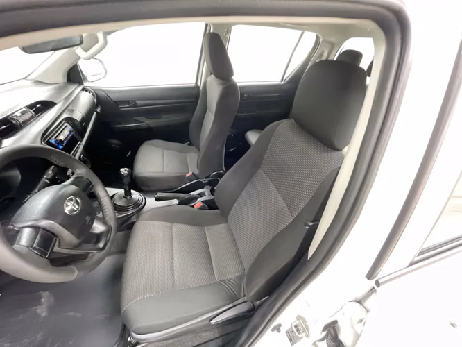 TOYOTA HILUX - 2025 - PPHX - Automarket - Imagen 5