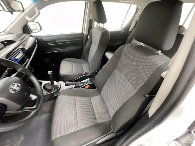 TOYOTA HILUX - 2025 - PPHX - Automarket - Imagen 5