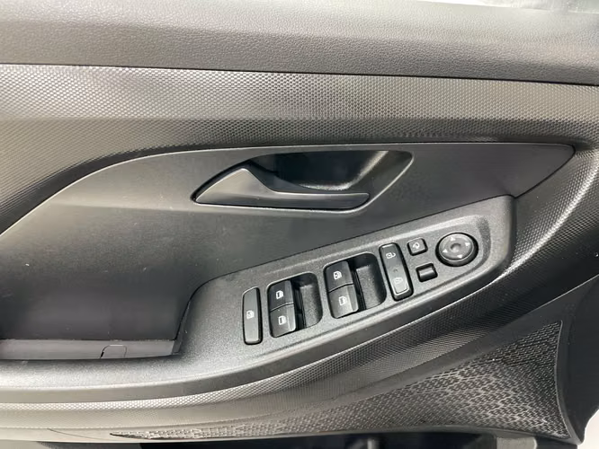 HYUNDAI CRETA - 2026 - HCX - Automarket - Imagen 4