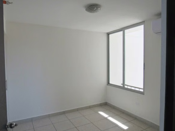 ! Apartamento Sobre Via España I con balcón y excelente ubicación - Imagen 14