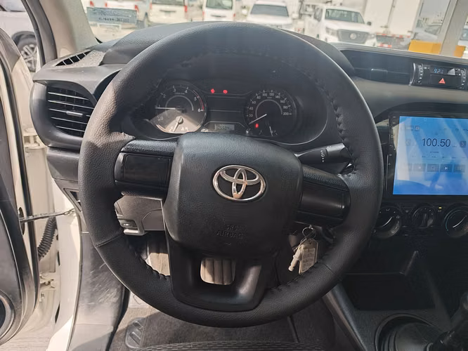 TOYOTA HILUX - 2025 - PPHX - Automarket - Imagen 6