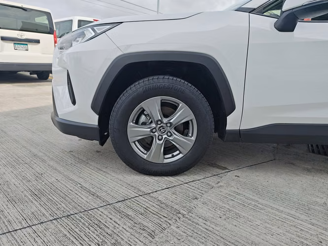 TOYOTA RAV4 - 2025 - RAX - Automarket - Imagen 2