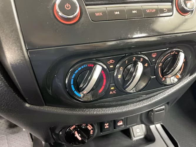 NISSAN NP300 FRONTIER - 2025 - PFNX - Automarket - Imagen 9