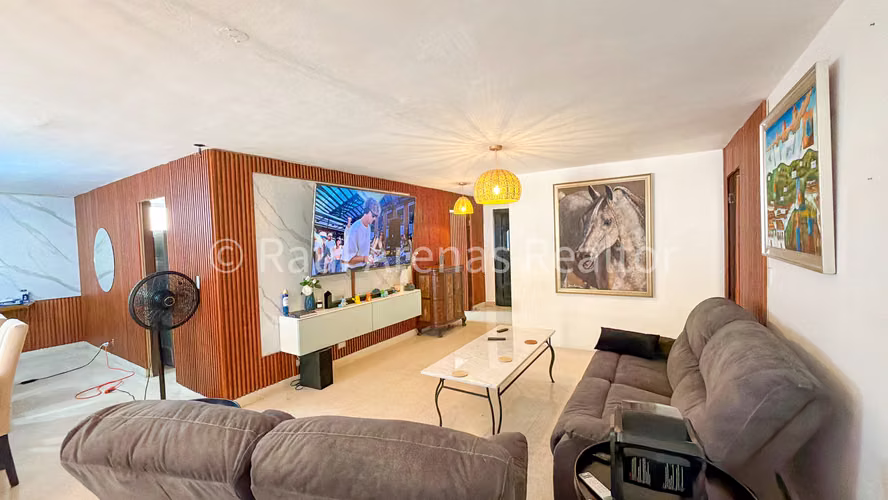 Alquiler Apartamento Amoblado Bellavista, Calle Uruguay – 164m², 3 Recámaras