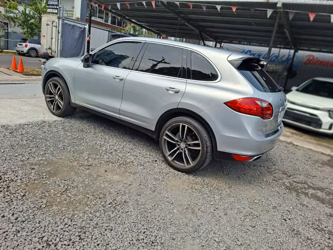 Porshe Cayenne 2011 - Imagen 6