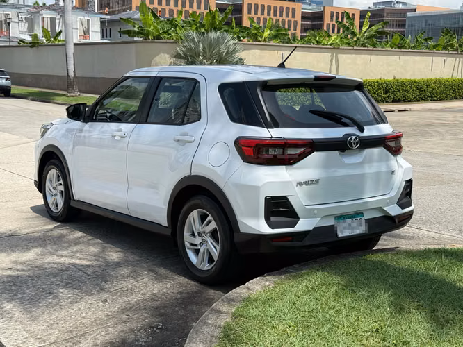 Toyota Raize 2022 Automatico a solo $12,900 - Imagen 3