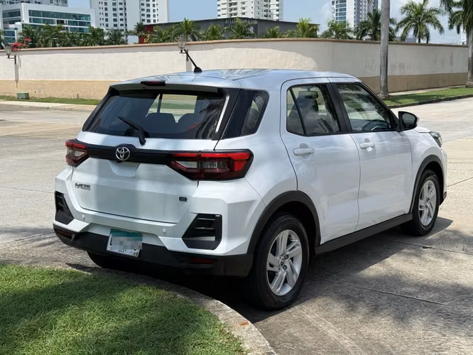Toyota Raize 2022 Automatico a solo $12,900 - Imagen 4